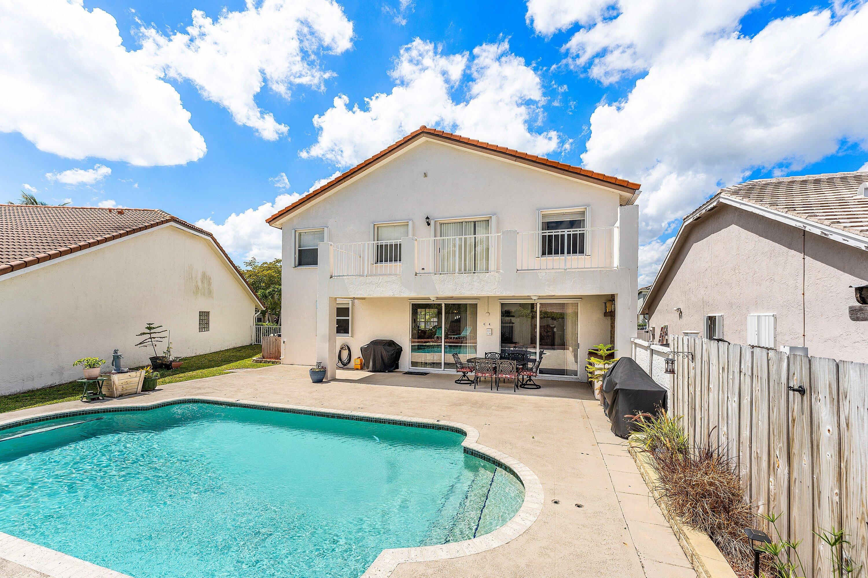 18250 Blue Lake Way Boca Raton, FL 33498 - Photo 41 of 50 Pool