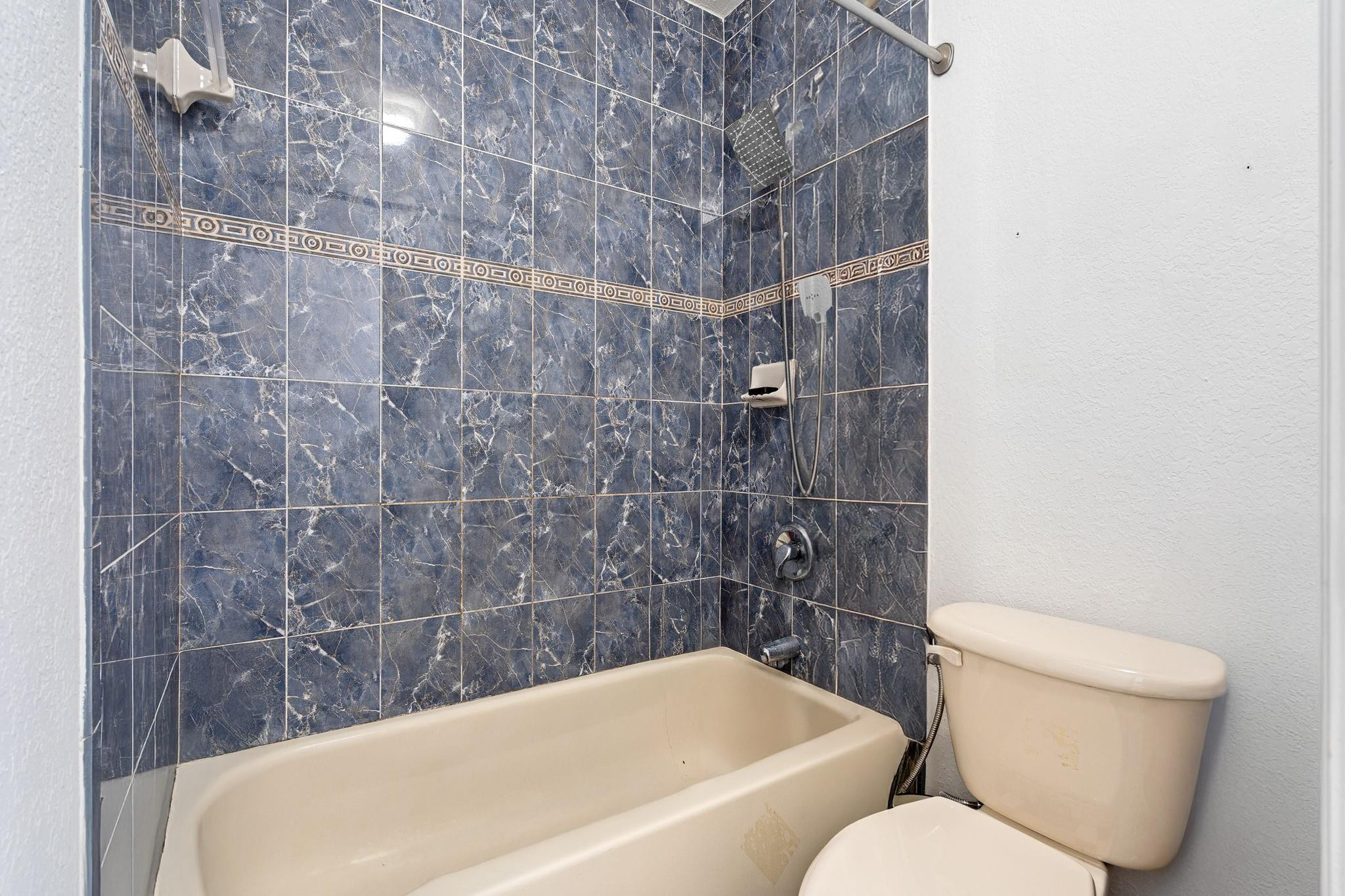 13765 Southwest 171st Terrace Miami, FL 33177 - Photo 16 of 25 Photo 16