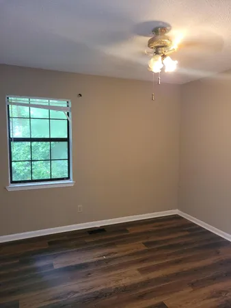 $1,250 | 5256 Loblolly Lane, Ooltewah, TN 37363