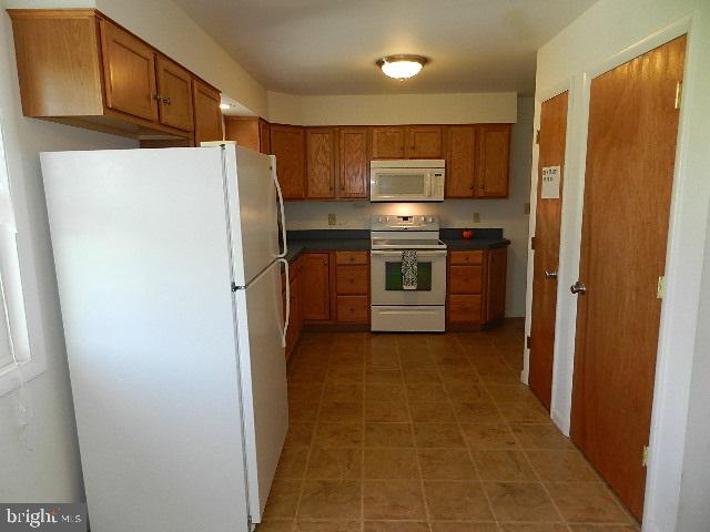 3461 Schoolhouse Road Dover, PA 17315 - Photo 12 of 23 Gallery Image 12