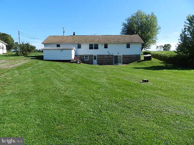 3461 Schoolhouse Road Dover, PA 17315 - Photo 4 of 23 Gallery Image 4