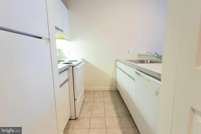 $1,425 | 130-4 Arch Street, Unit 204, Philadelphia, PA 19106