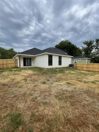 $1,800 | 626 West Florence Street, Denison, TX 75020