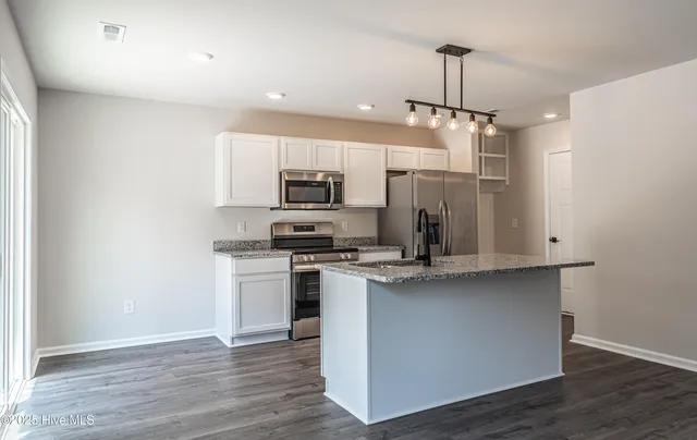 $350,000 | 780 West Illinois Avenue, Southern Pines, NC 28387