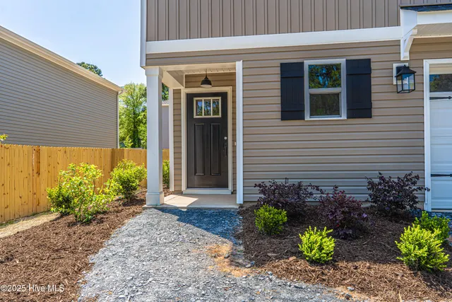 $350,000 | 780 West Illinois Avenue, Southern Pines, NC 28387