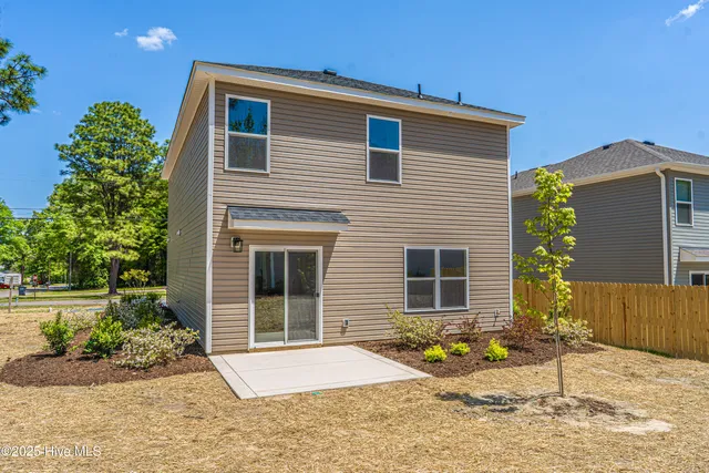 $350,000 | 780 West Illinois Avenue, Southern Pines, NC 28387