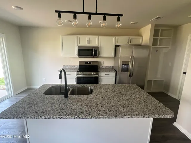 $350,000 | 780 West Illinois Avenue, Southern Pines, NC 28387