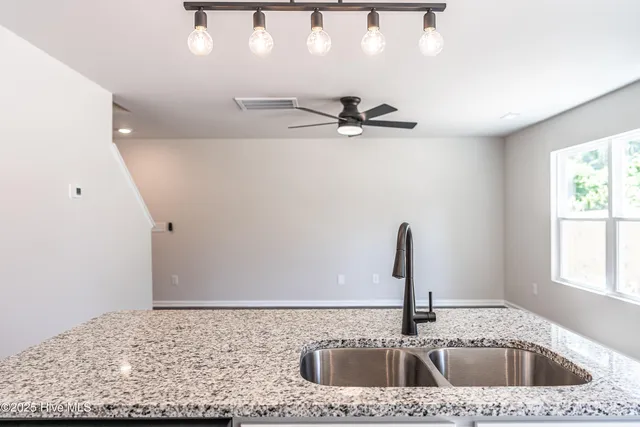 $350,000 | 780 West Illinois Avenue, Southern Pines, NC 28387