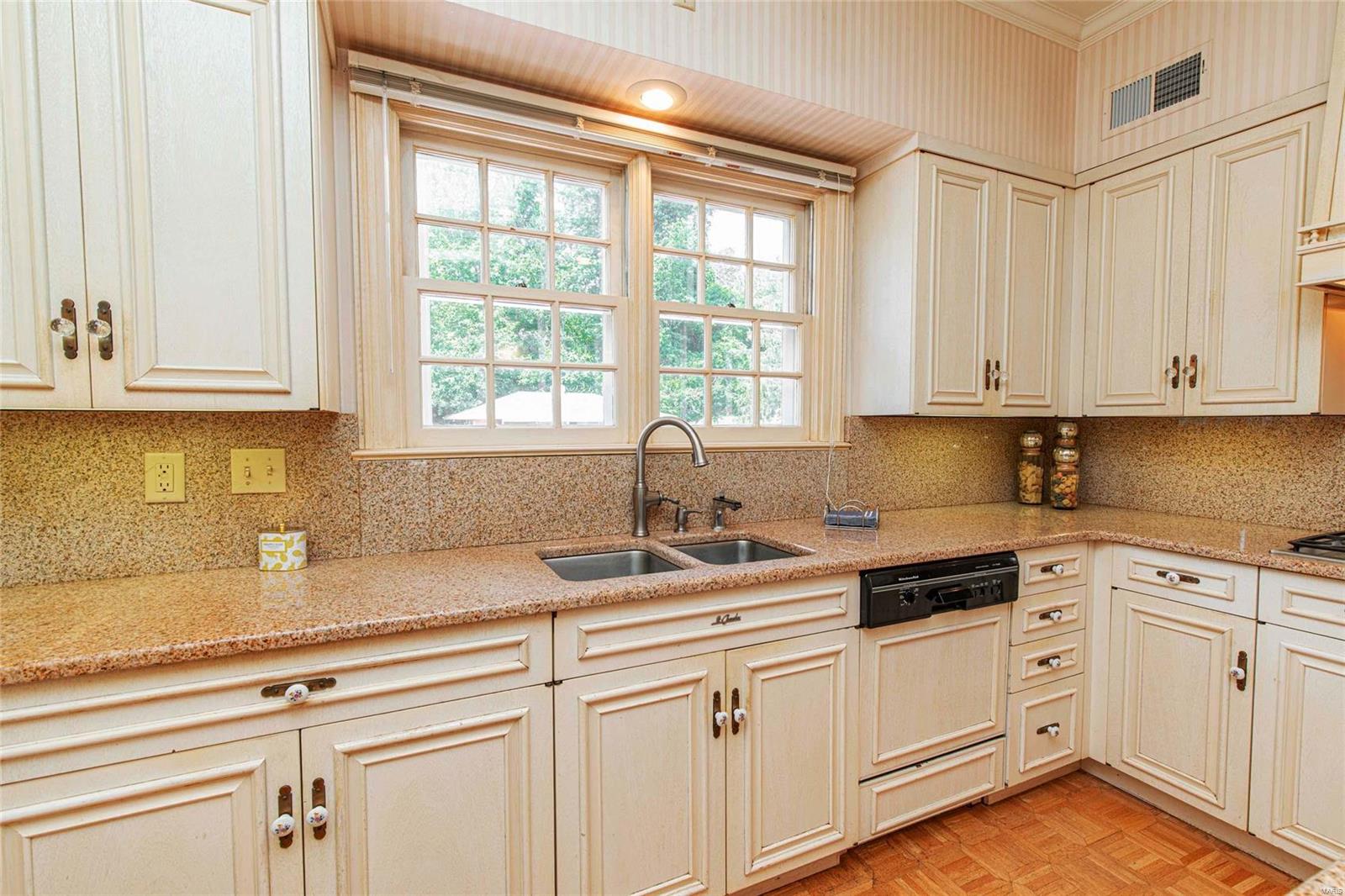 10095 Winding Ridge Road St. Louis, MO 63124 - Photo 30 of 62 Gallery Image 30
