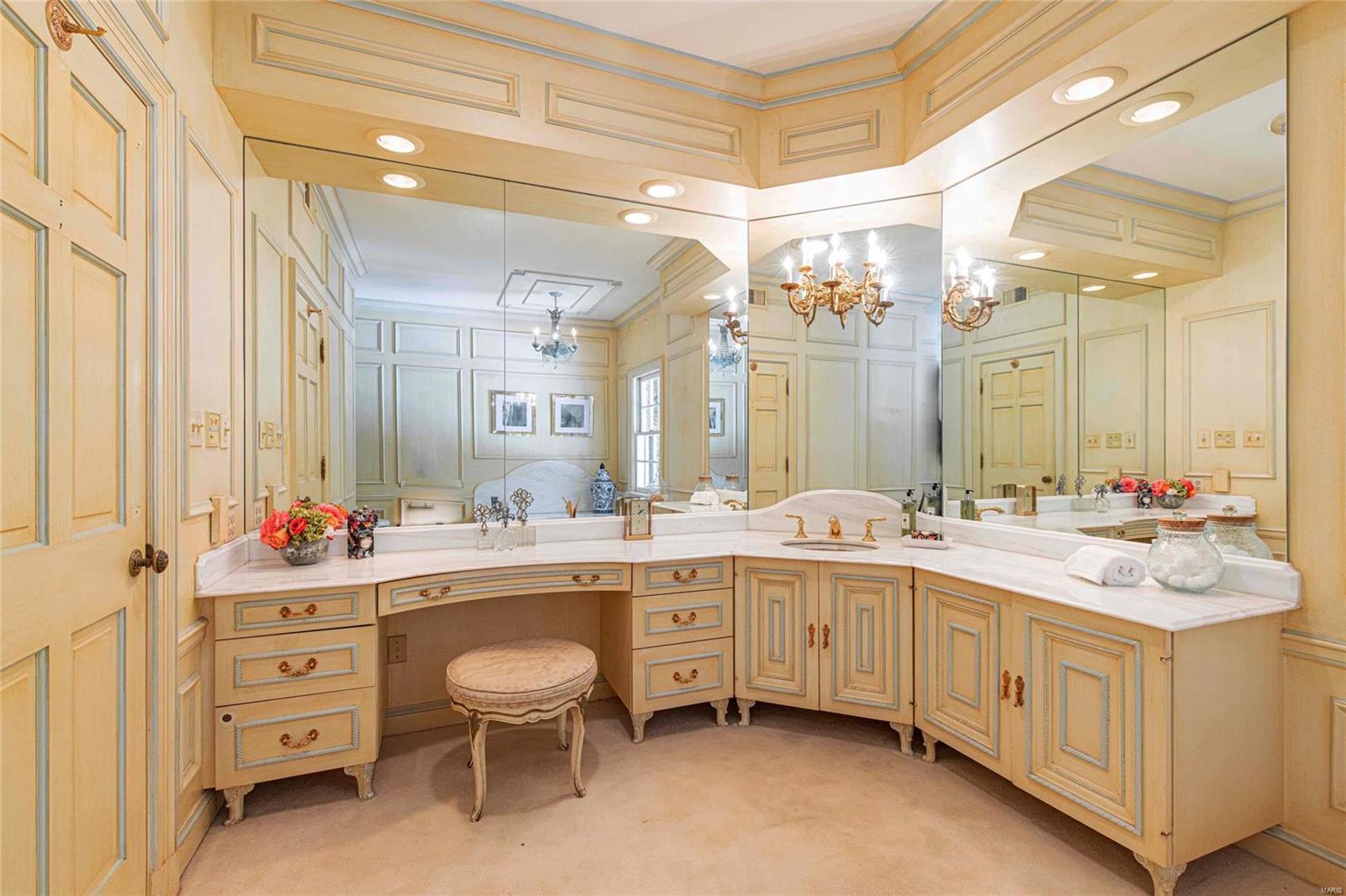 10095 Winding Ridge Road St. Louis, MO 63124 - Photo 36 of 62 Gallery Image 36