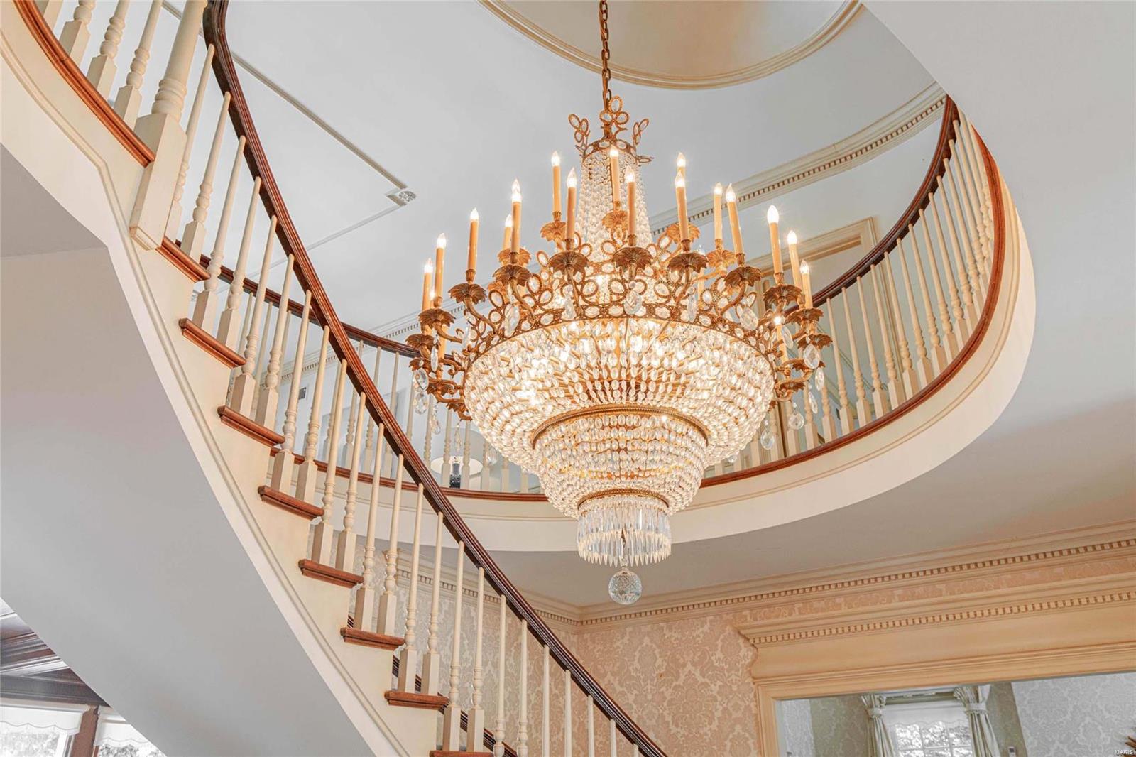 10095 Winding Ridge Road St. Louis, MO 63124 - Photo 6 of 62 Gallery Image 6