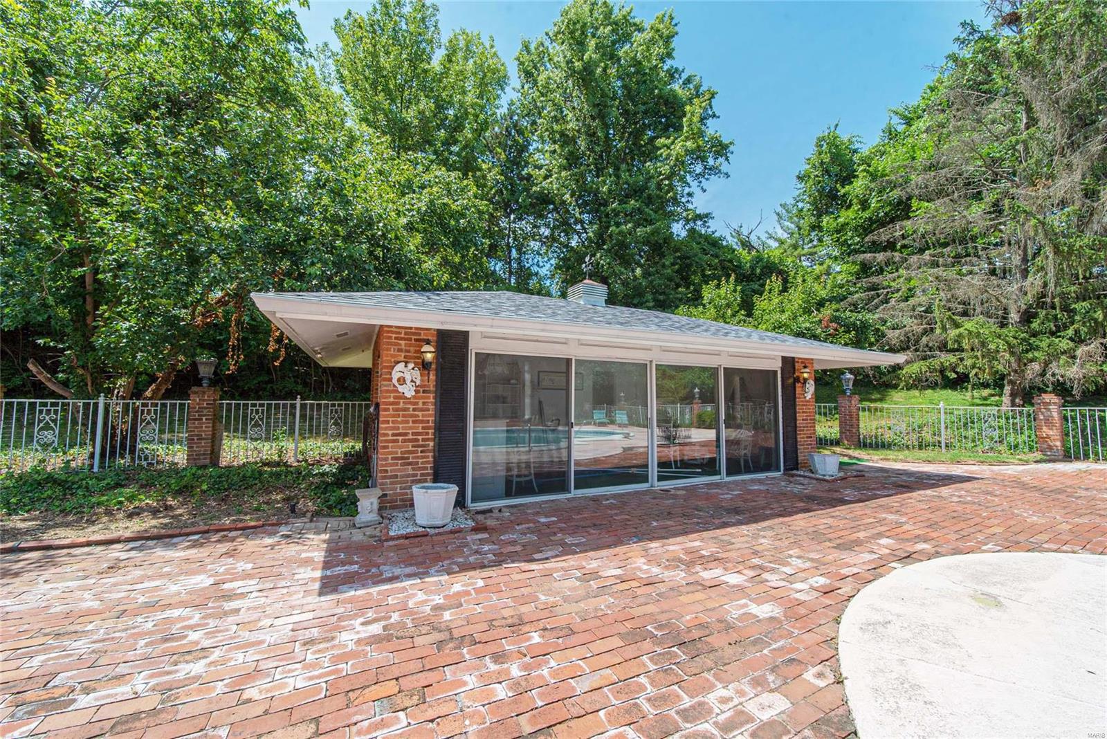 10095 Winding Ridge Road St. Louis, MO 63124 - Photo 57 of 62 Gallery Image 57
