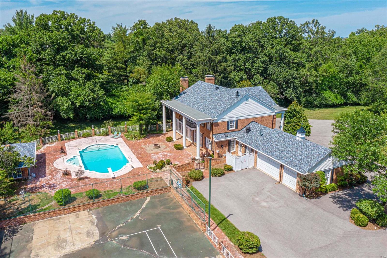 10095 Winding Ridge Road St. Louis, MO 63124 - Photo 59 of 62 Gallery Image 59