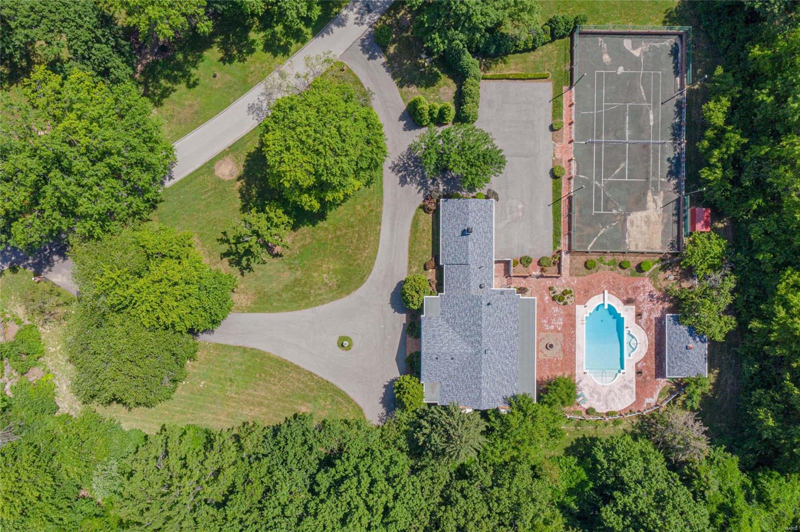 10095 Winding Ridge Road St. Louis, MO 63124 - Photo 60 of 62 Gallery Image 60