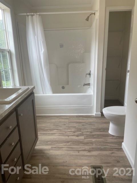 1515 Howard Gap Loop Road Flat Rock, NC 28731 - Photo 20 of 26 Gallery Image 20