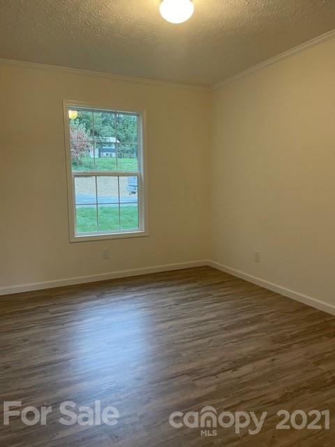 1515 Howard Gap Loop Road Flat Rock, NC 28731 - Photo 22 of 26 Gallery Image 22