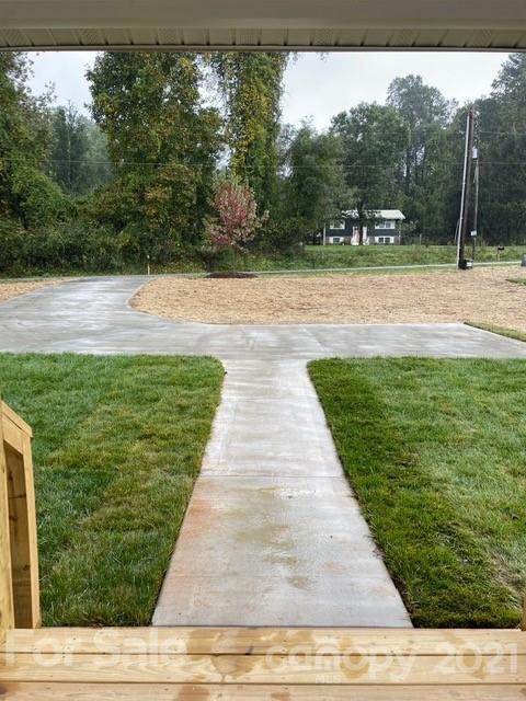 1515 Howard Gap Loop Road Flat Rock, NC 28731 - Photo 8 of 26 Gallery Image 8