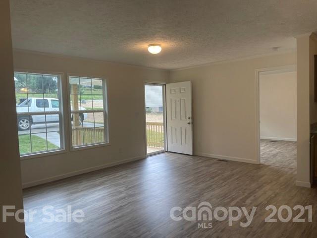 1515 Howard Gap Loop Road Flat Rock, NC 28731 - Photo 9 of 26 Gallery Image 9