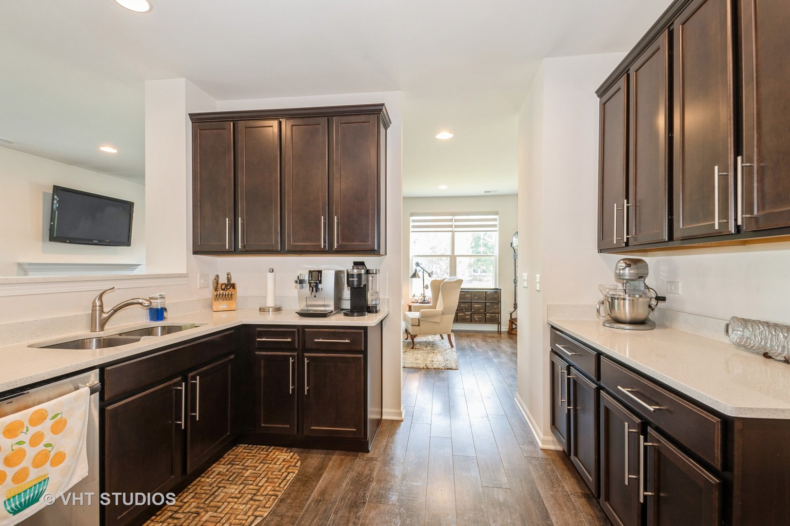 16212 West Switch Grass Road Lockport, IL 60441 - Photo 8 of 25