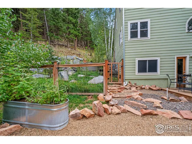 $1,100,000 | 301 Valley Lane, Boulder, CO 80302