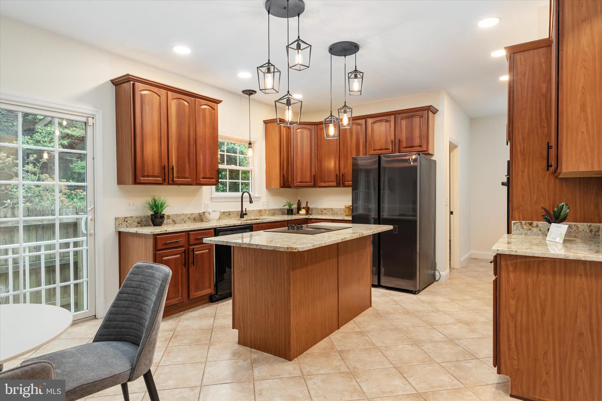 2701 Ogleton Road Annapolis, MD 21403 - Photo 6 of 47