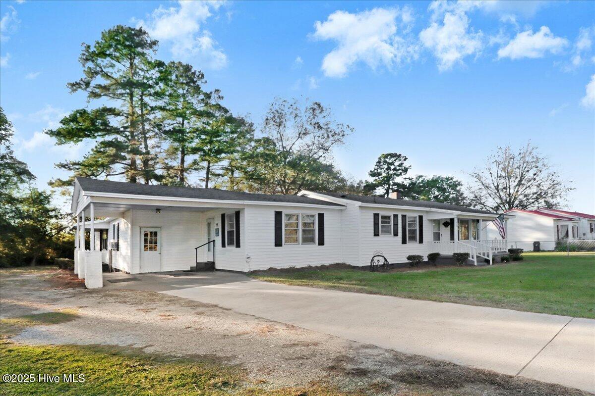 270 Orange Street Kinston, NC 28504 - Photo 2 of 32 02-270 Orange St-2