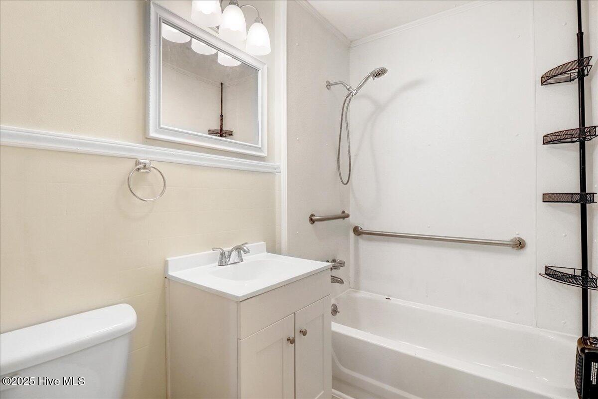 270 Orange Street Kinston, NC 28504 - Photo 23 of 32 22-270 Orange St-22