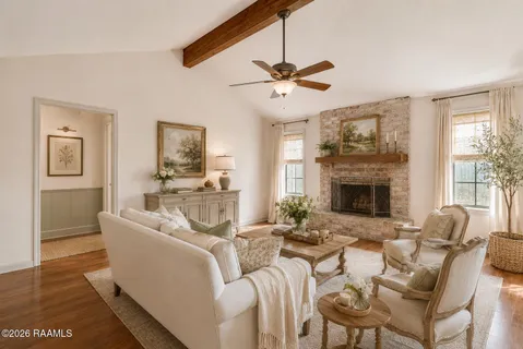 $210,000 | 125 Sea Pines Drive, Youngsville, LA 70592