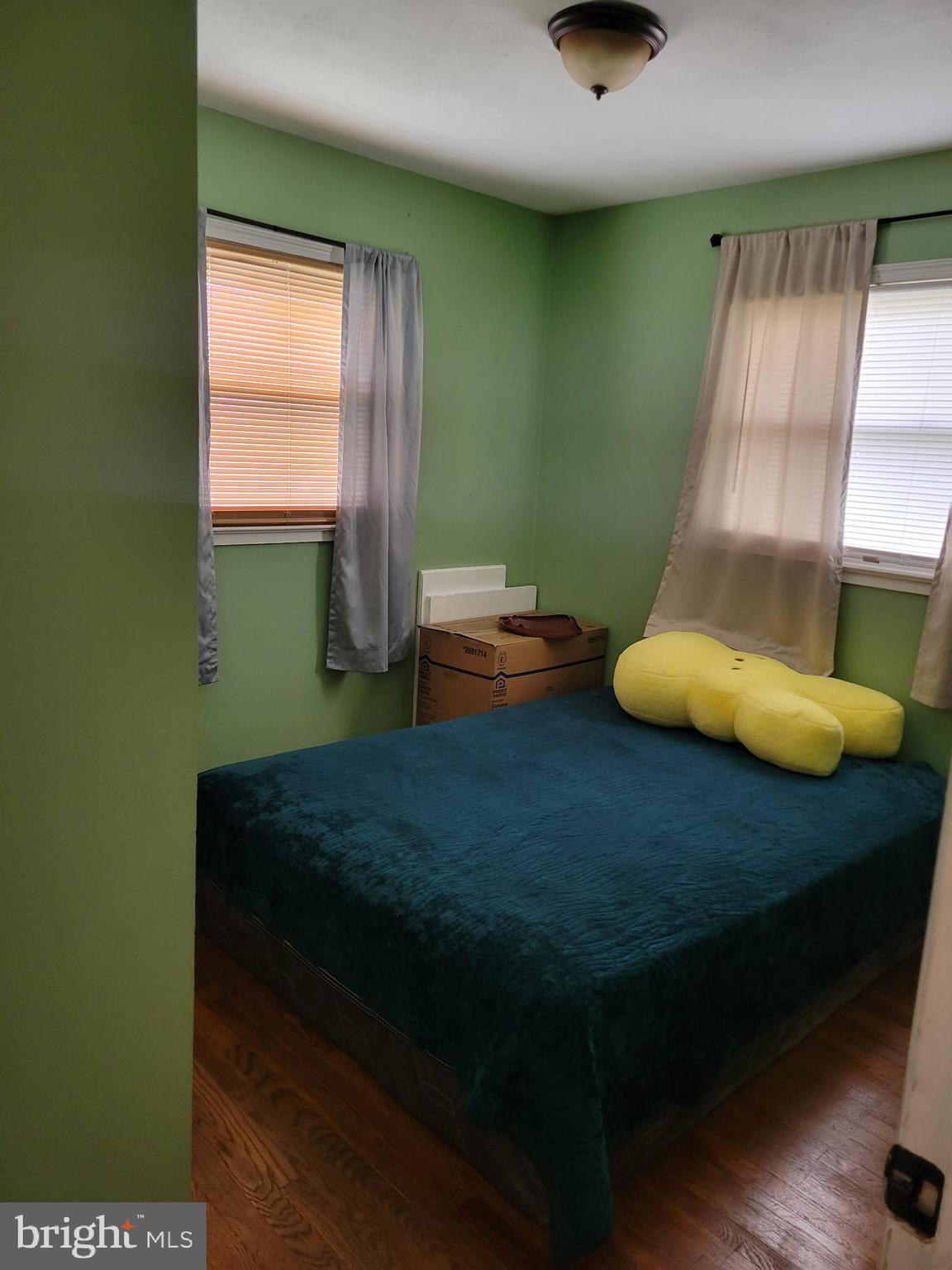 10019 Lomond Drive Manassas, VA 20109 - Photo 8 of 31 a bathroom with a sink and a mirror