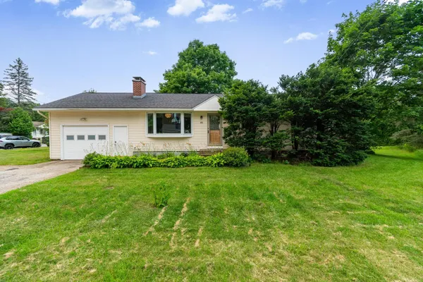 $399,000 | 85 Jericho Road, Essex, VT 05452