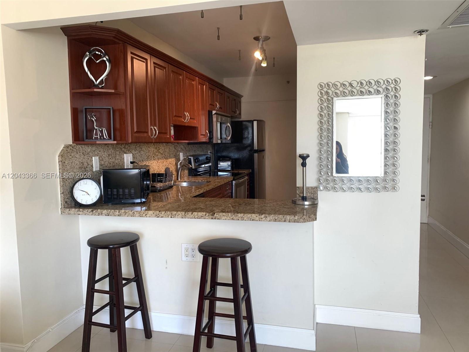 100 Lincoln Road, Unit 316 Miami Beach, FL 33139 - Photo 4 of 18