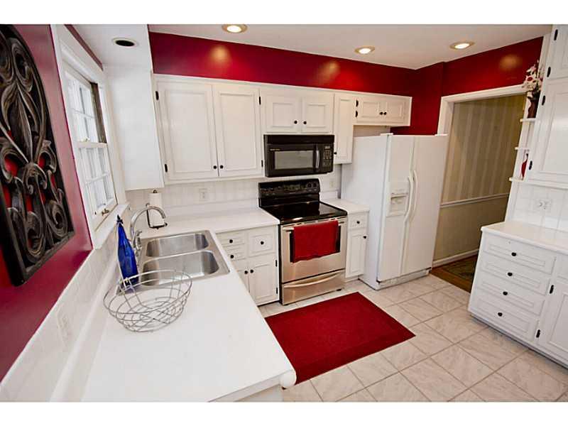 6066 Garver Road Indianapolis, IN 46208 - Photo 4 of 21 Gallery Image 4