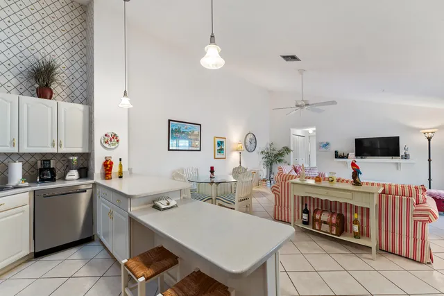 $6,000 | 1801 South Us Highway, Unit 9D, Jupiter, FL 33477