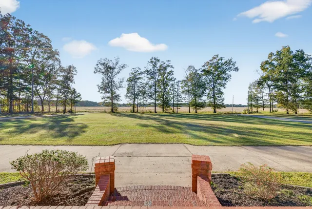 $649,000 | 2614 Rice Humphrey Road, Puryear, TN 38251