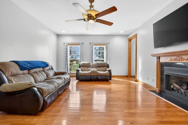 $649,000 | 2614 Rice Humphrey Road, Puryear, TN 38251