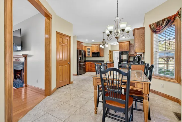 $649,000 | 2614 Rice Humphrey Road, Puryear, TN 38251