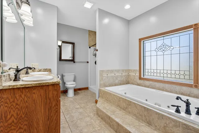 $649,000 | 2614 Rice Humphrey Road, Puryear, TN 38251