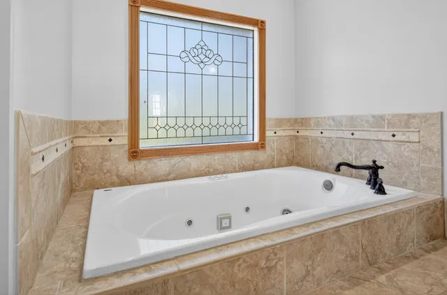 $649,000 | 2614 Rice Humphrey Road, Puryear, TN 38251