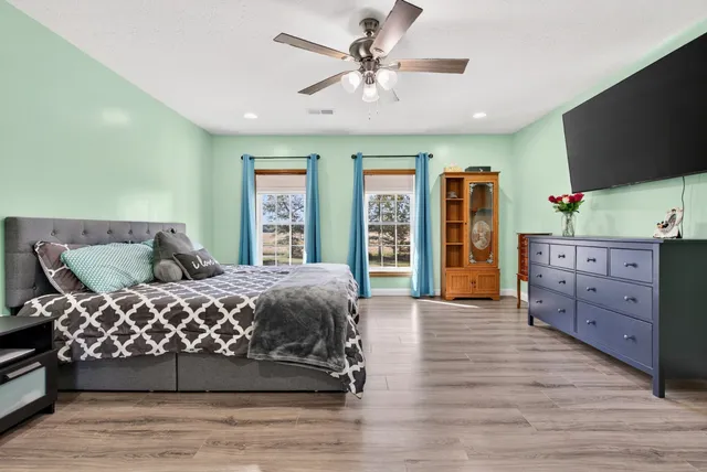 $649,000 | 2614 Rice Humphrey Road, Puryear, TN 38251