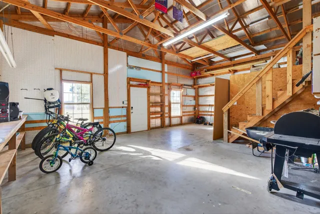 $649,000 | 2614 Rice Humphrey Road, Puryear, TN 38251