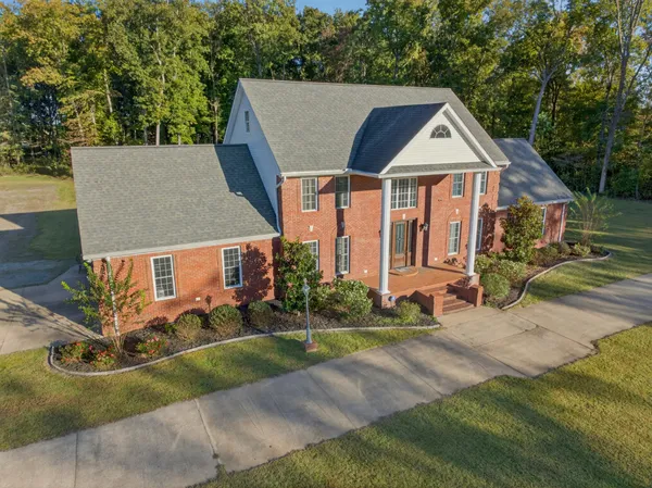 $577,500 | 2614 Rice Humphrey Road, Puryear, TN 38251