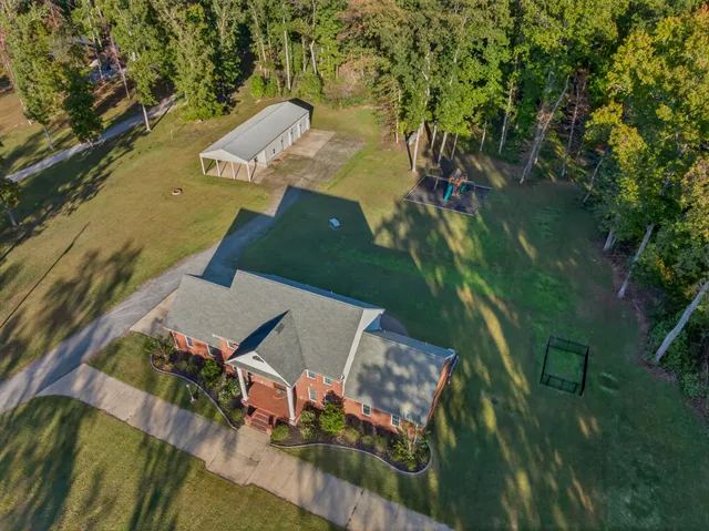 $649,000 | 2614 Rice Humphrey Road, Puryear, TN 38251