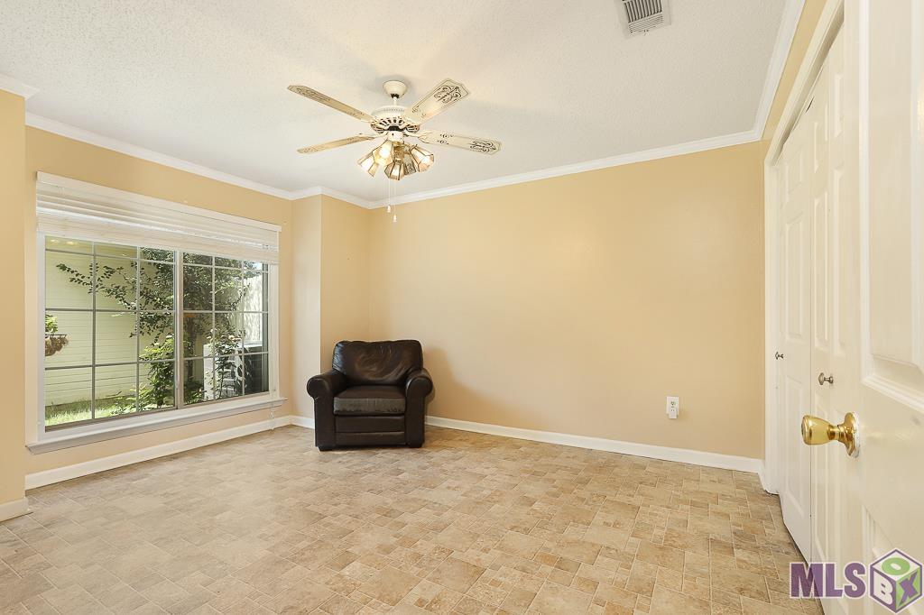 12417 Coursey Boulevard Baton Rouge, LA 70816 - Photo 11 of 22