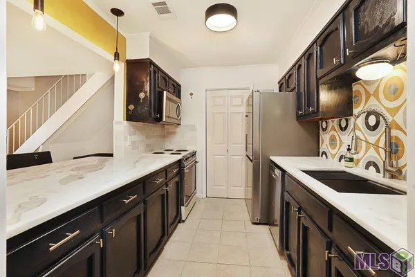 $1,900 | 12417 Coursey Boulevard, Baton Rouge, LA 70816