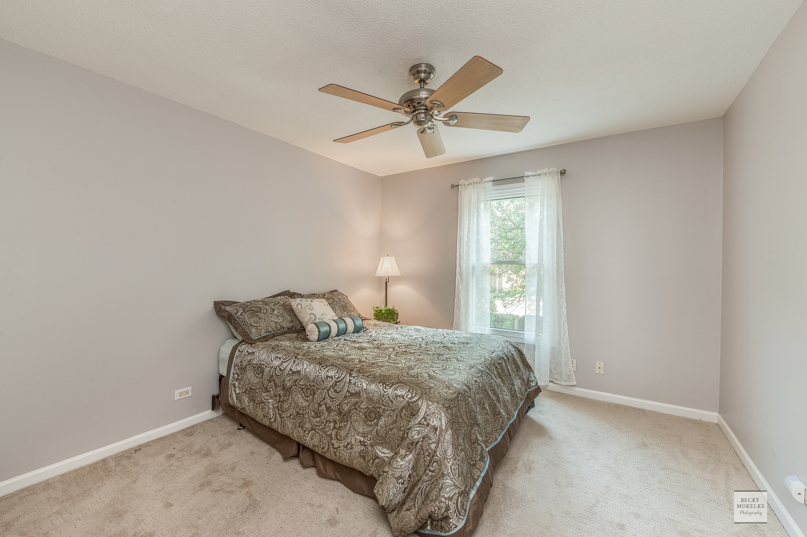 484 Village Green Road Naperville, IL 60540 - Photo 15 of 21