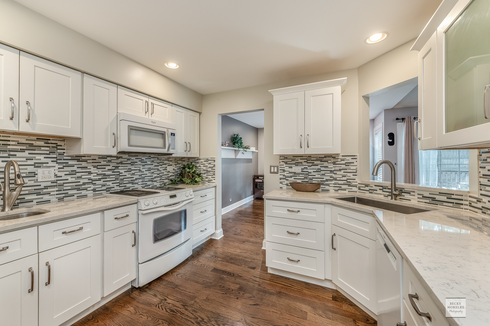 484 Village Green Road Naperville, IL 60540 - Photo 8 of 21