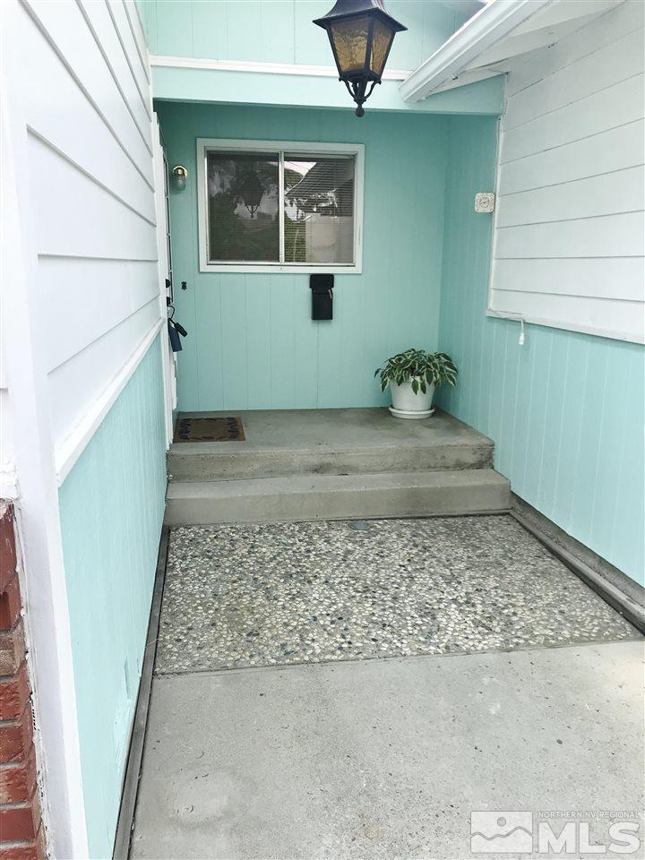 2130 Prince Way Reno, NV 89503 - Photo 24 of 25 a view of a hallway