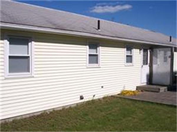 28 R Boston Avenue Worcester, MA 01604 - Photo 3 of 6 Gallery Image 3
