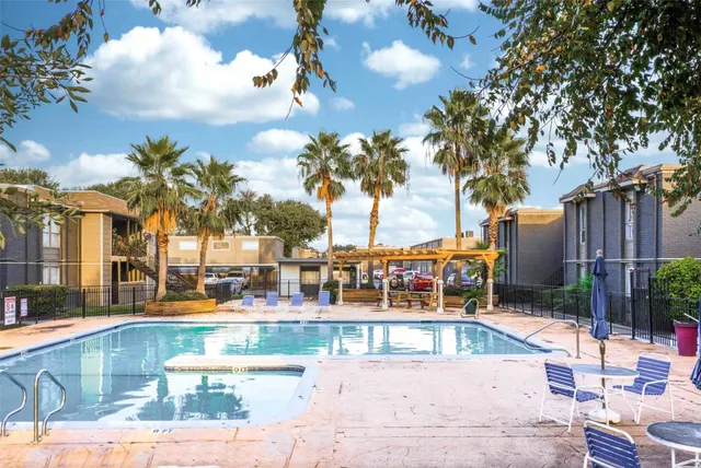 $999 | 1370 Afton Street, Unit 322, Houston, TX 77055