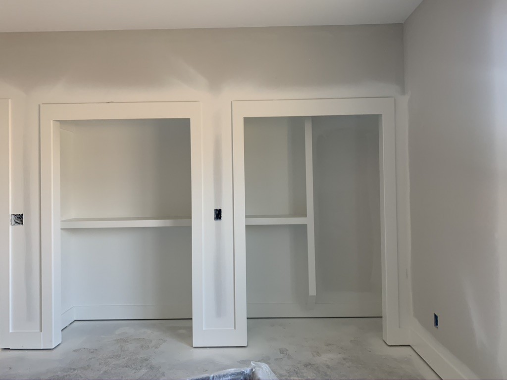 5249 Hugh Woodard Road Springfield, TN 37172 - Photo 8 of 11 a view of a room with closet